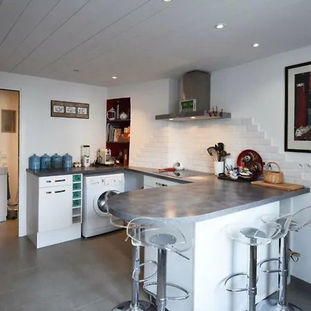 Maison De Charme Au Centre Du Village Avec Cheminee Et Cuisine Equipee - Fr-1-434-56 Les Portes-en-Re