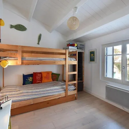 Maison De Charme Au Centre Du Village Avec Cheminee Et Cuisine Equipee - Fr-1-434-56 Ferienhaus