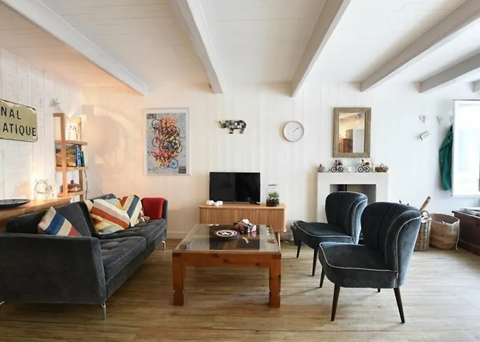 Maison De Charme Au Centre Du Village Avec Cheminee Et Cuisine Equipee - Fr-1-434-56 Feriehus Les Portes-en-Re