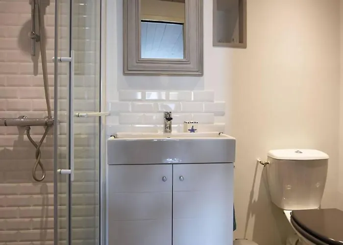 Feriehus Maison De Charme Au Centre Du Village Avec Cheminee Et Cuisine Equipee - Fr-1-434-56 *