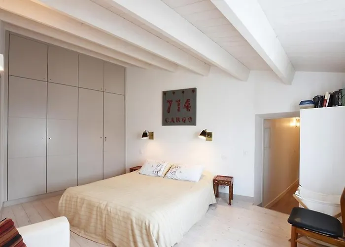 Maison De Charme Au Centre Du Village Avec Cheminee Et Cuisine Equipee - Fr-1-434-56 Feriehus *