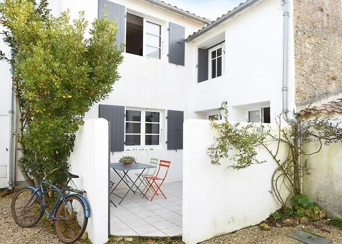 Maison De Charme Au Centre Du Village Avec Cheminee Et Cuisine Equipee - Fr-1-434-56 Feriehus Les Portes-en-Re